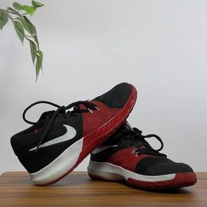 Nike Zoom Assersion Basketball Shoe - Size 4.5